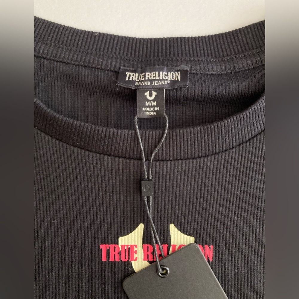 True Religion | NWT Women’s Baby Tee Ribbed Crop Top - Picture 4 of 8